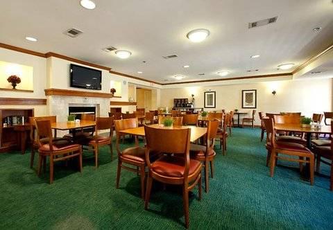 Residence Inn Houston By The Galleria Restoran gambar